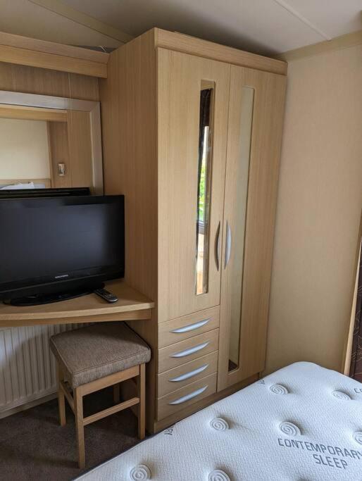 6 Berth Holiday Home On Ocean Edge Near Morecambe Хейшем Екстер'єр фото